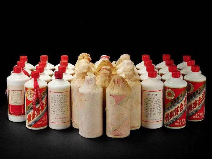 湛河日照岚山回收酒价格哪里回收(附近上门回收茅台酒）?